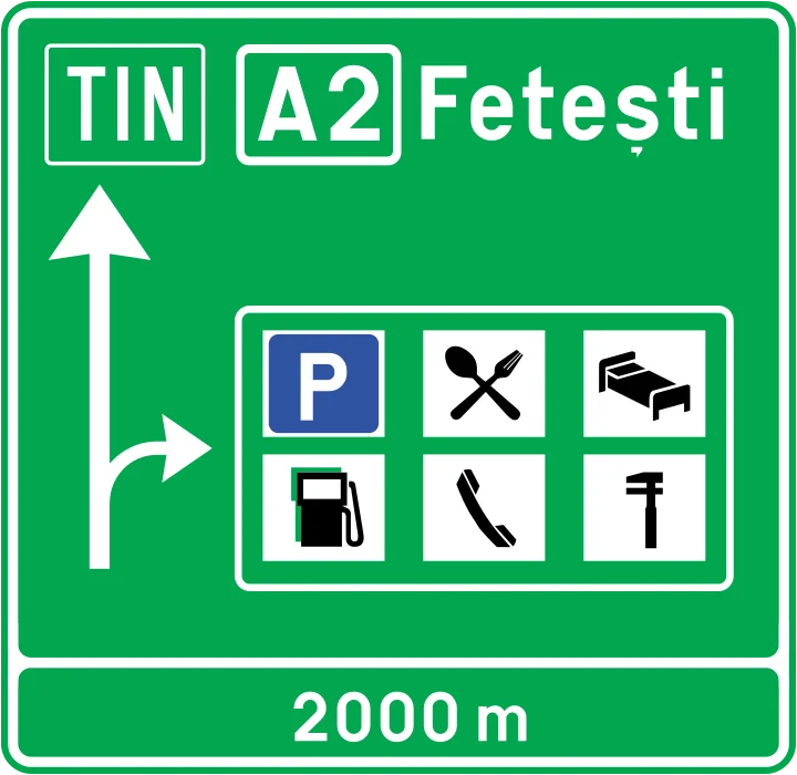 Presemnalizare pe autostradă pentru spațiu de servicii